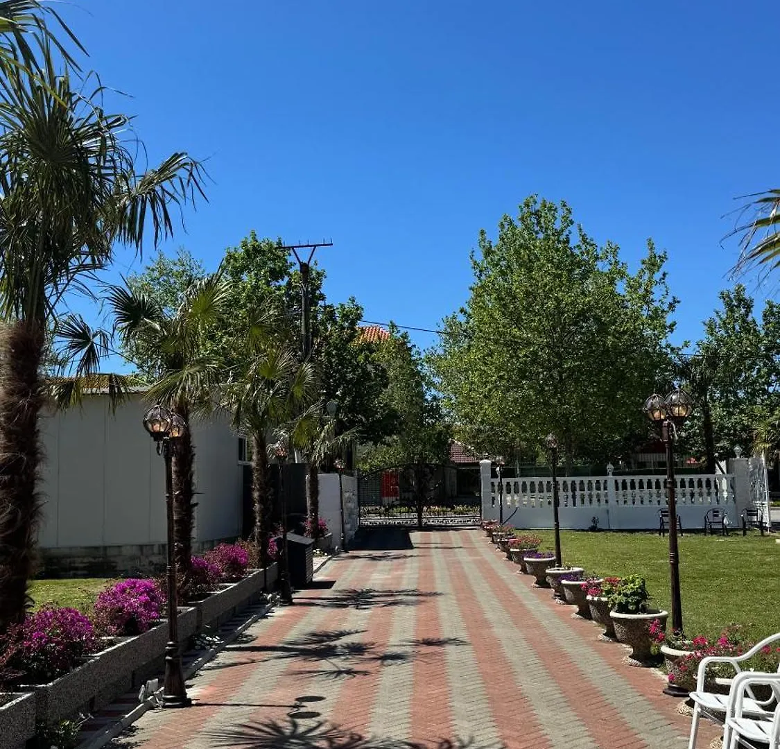 Apartments Costa Azzurra Velipojë